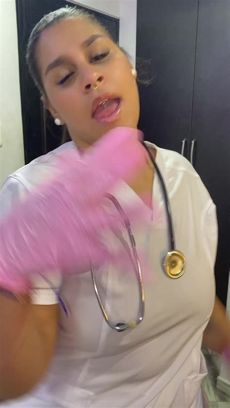 nurse perla nude