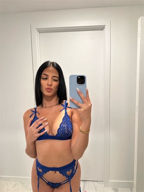 only fans camillaara nude