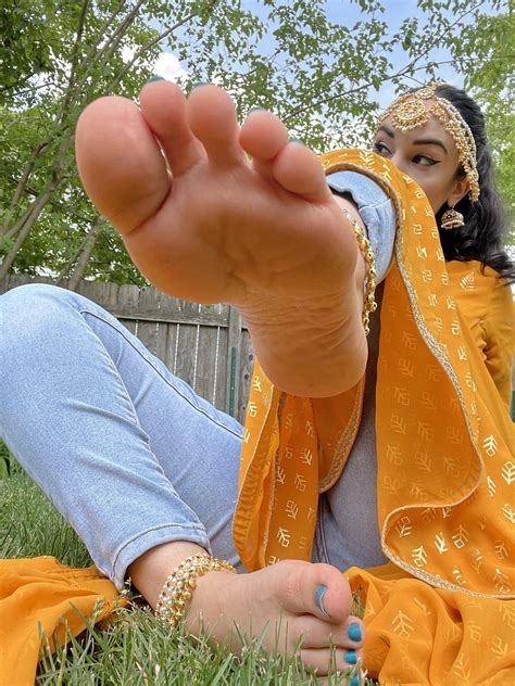 pakistani feet soles nude