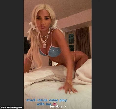 pia mia nude onlyfans nude