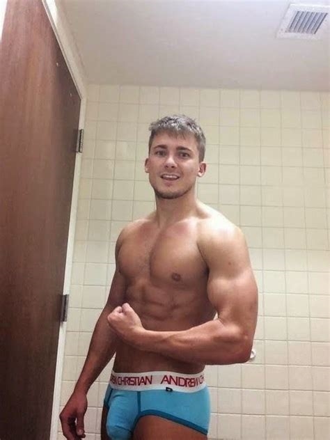 pics of naked straight guys nude