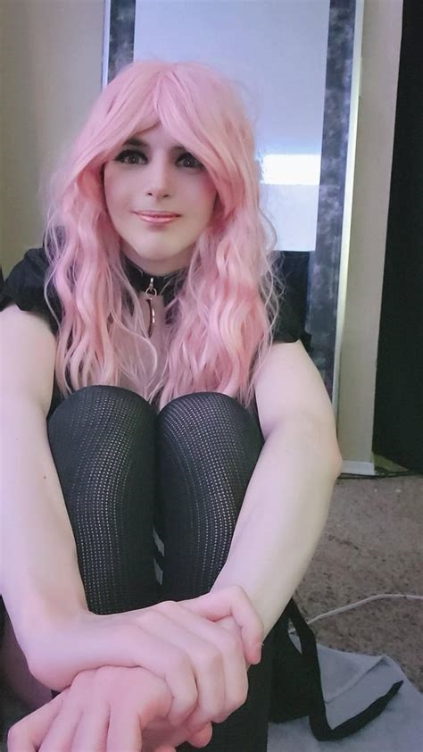 pink haired femboy nude