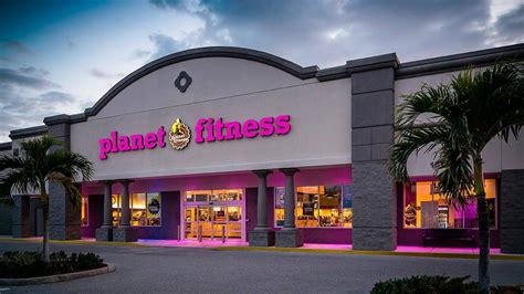 planet fitness sex nude