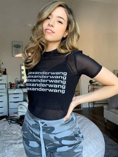 pokimans thicc nude
