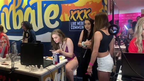 porn convention pictures nude