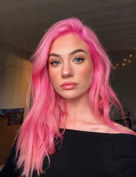 porn stars with pink hair nude
