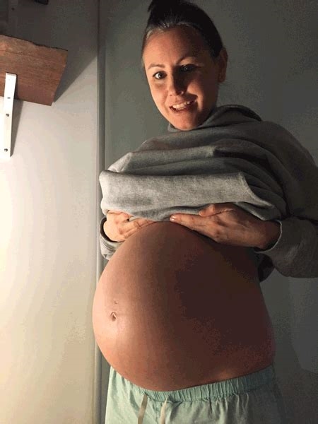 pregnant belly moving porn nude