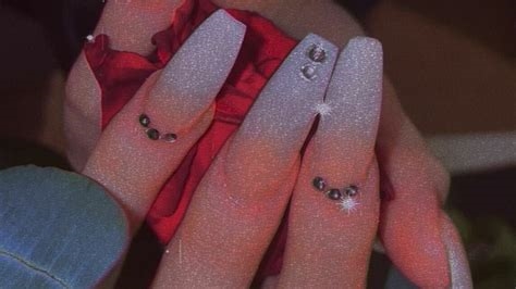 rachel's nails nude