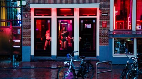 red light district pics nude