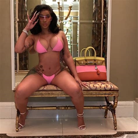 sexiest pictures of cardi b nude
