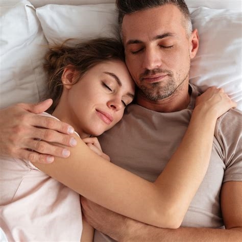 sexo com esposa dormindo nude