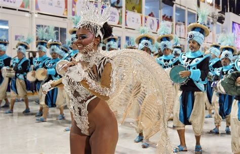 sexo no carnaval amador nude