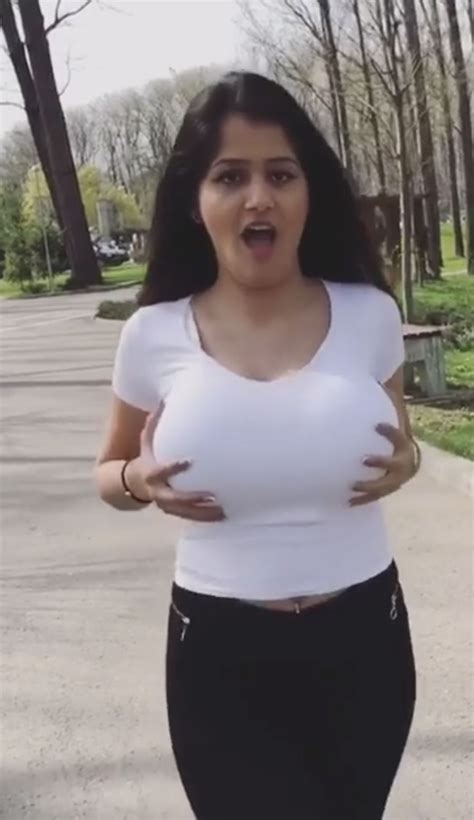 sexy big natural boobs nude