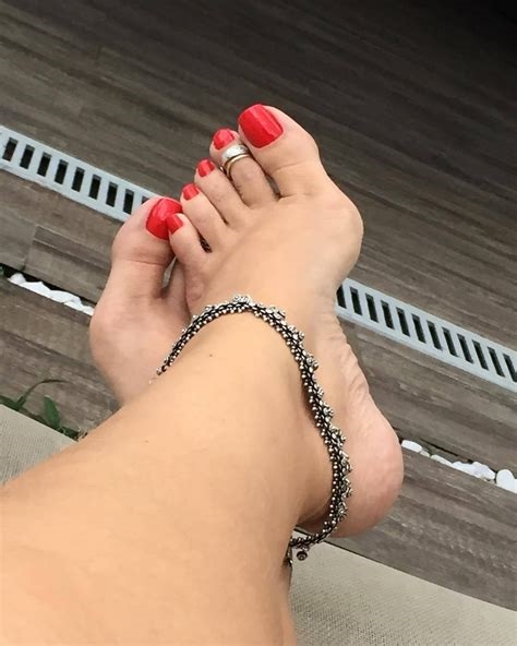 sexy feet webcam nude