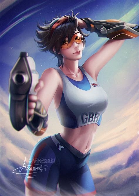 sexy naked tracer nude