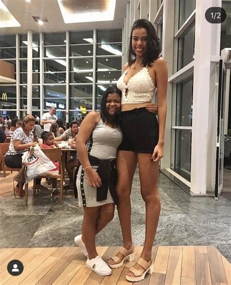sexy tall women nude