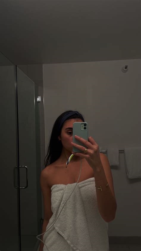 sexy towel selfie nude