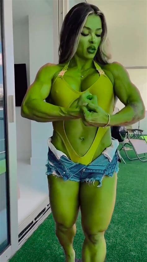 she hulk facesitting nude