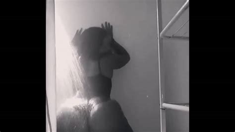 shower twerk porn nude