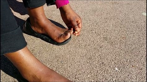 smelly ebony feet nude