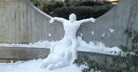 snowman blow job nude