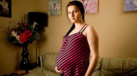 stepsister pregnant nude