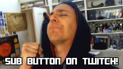 sub_button cam nude