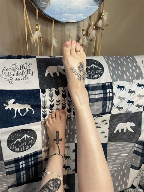 tattooed feet porn nude