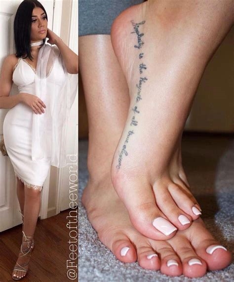 tattooed toes nude