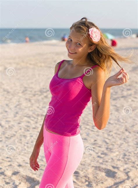 teens voyeur beach nude