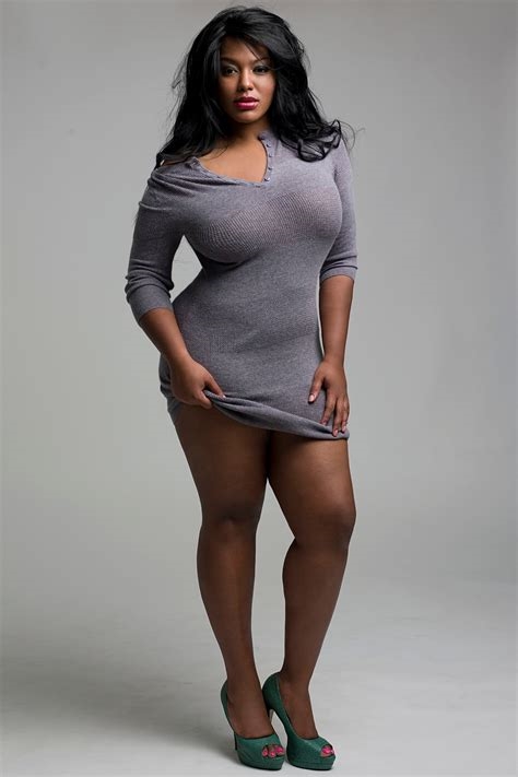 thick and curvey nude