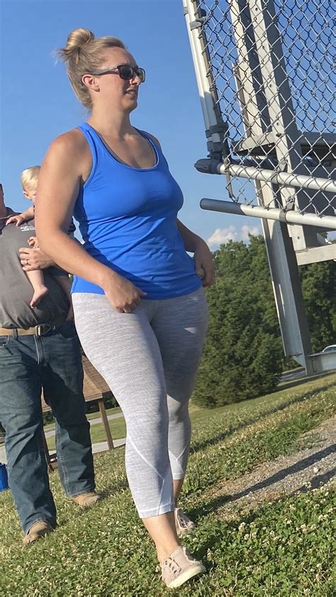 thick soccer mom nude