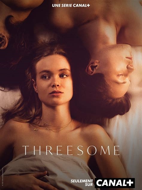 threesome serie nude