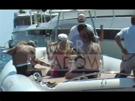 tommy lee boat nude