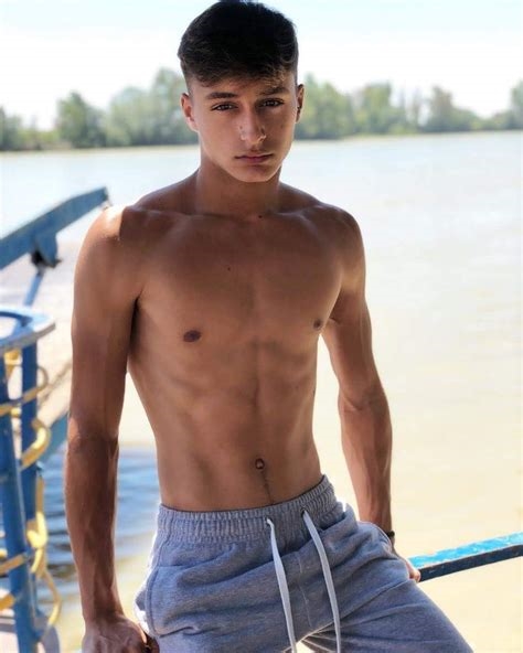 twink chat nude
