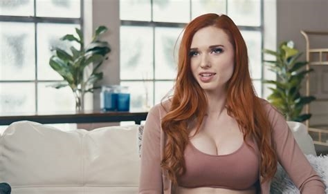 videos amouranth nude