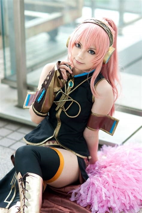 vocaloid luka cosplay nude