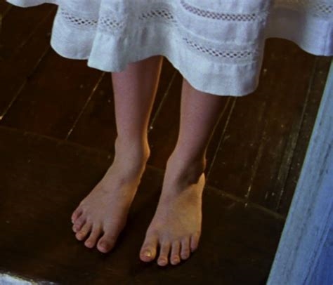 wendys feet nude