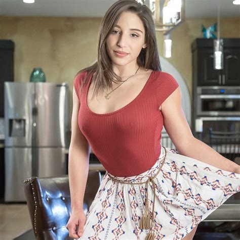 where does abella danger live nude