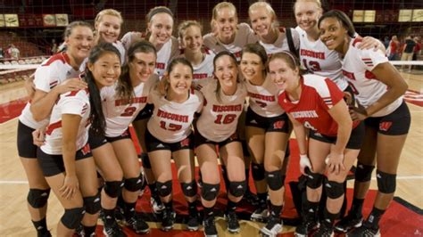 wisconsin volleyball mudes nude
