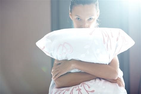 women masturbating with pillow nude