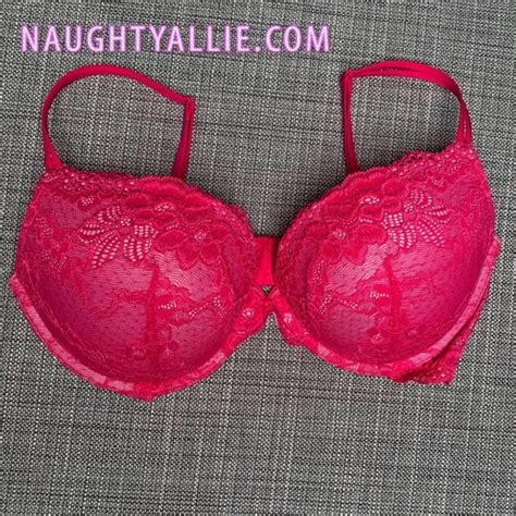 www naughtyallie com nude