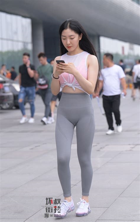 young asian cameltoe nude