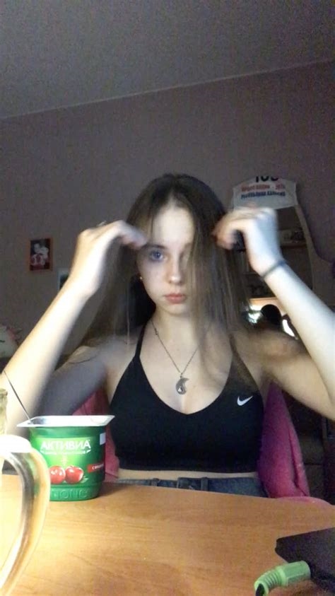 young webcam nude