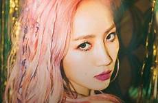 wonder lonely yeeun comeback album delle kpop teaser yubin psychedelic soompi