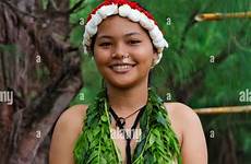 girl yapese yap island clothing traditional alamy festival stock micronesia federated states
