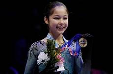 liu alysa skating figure title championships becomes youngest winner individual holds winning friday metal during after her women foxnews jan