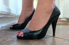 heels feet toes pumps sexy woman shoes toe high peep foot leg girl shoe cleavage red leather human footwear peeptoe