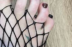 feet fishnet holey