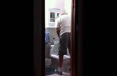 toilet men old peeing pee grandpa piss gay public people porno him likes sex seat